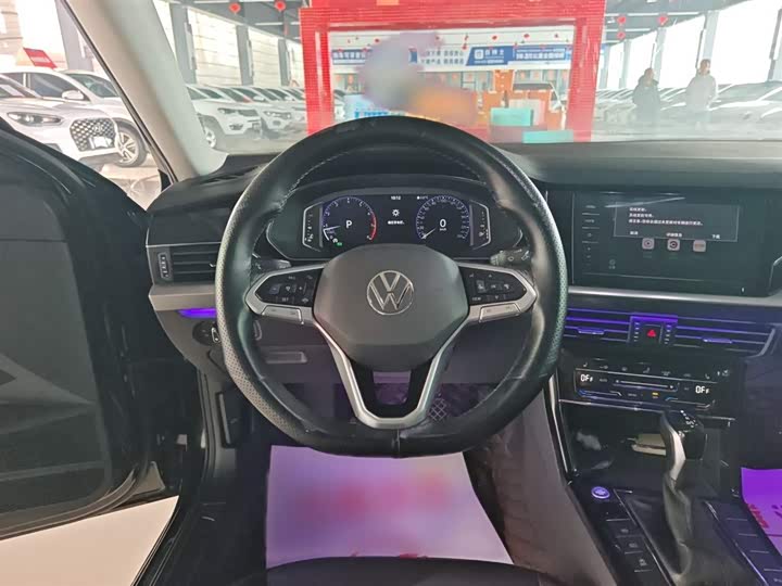 Фото 7 - Volkswagen Passat