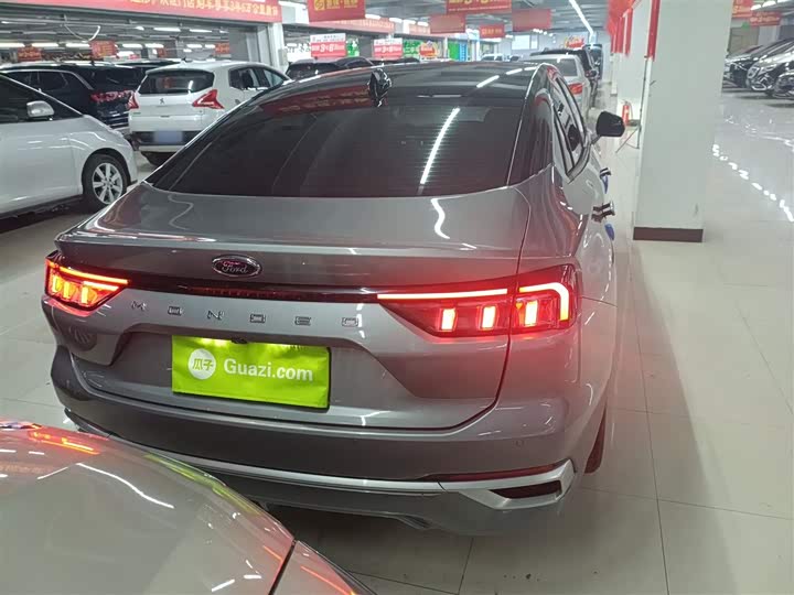 Фото 6 - Ford Mondeo