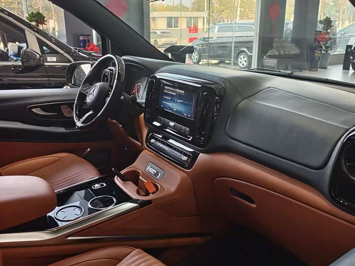 Фото 8 - Mercedes-Benz Vito