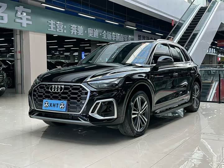 Фото 3 - Audi Q5L