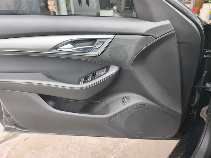 Фото 7 - Cadillac CT5