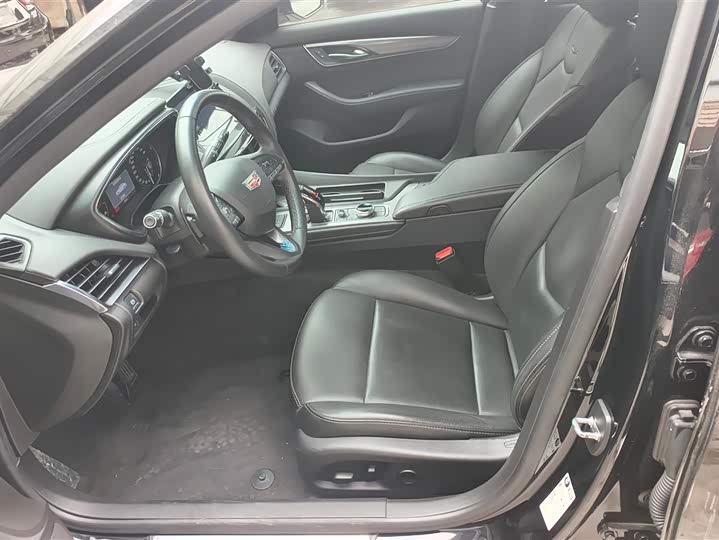 Фото 9 - Cadillac CT5