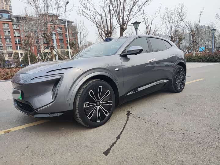 Фото 2 - Avatr 07