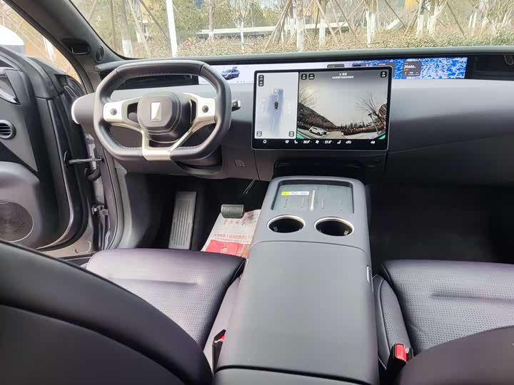 Фото 4 - Avatr 07