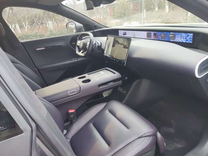 Фото 6 - Avatr 07