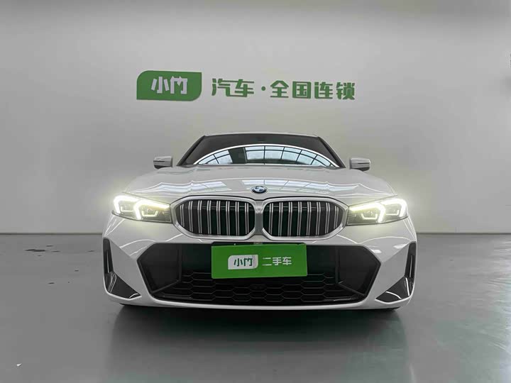 Фото 2 - BMW 3 Series