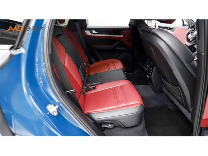 Фото 8 - Porsche Cayenne