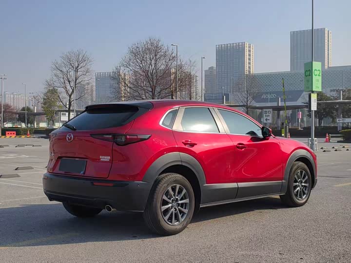 Фото 4 - Mazda CX-30