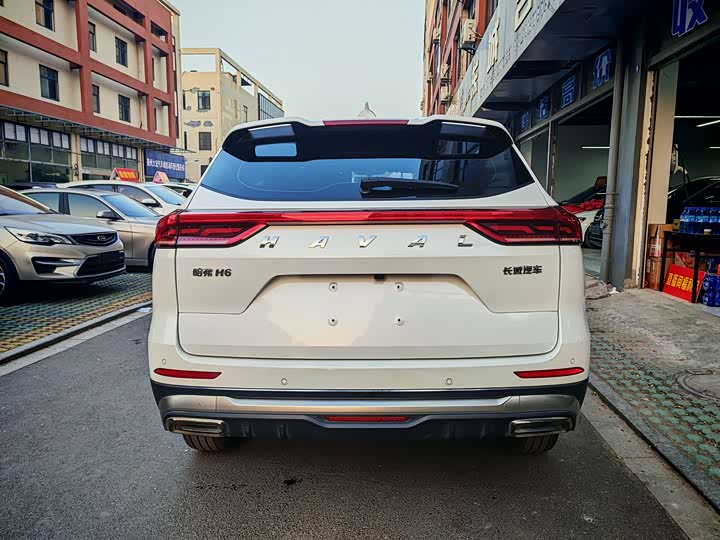 Фото 6 - Haval H6
