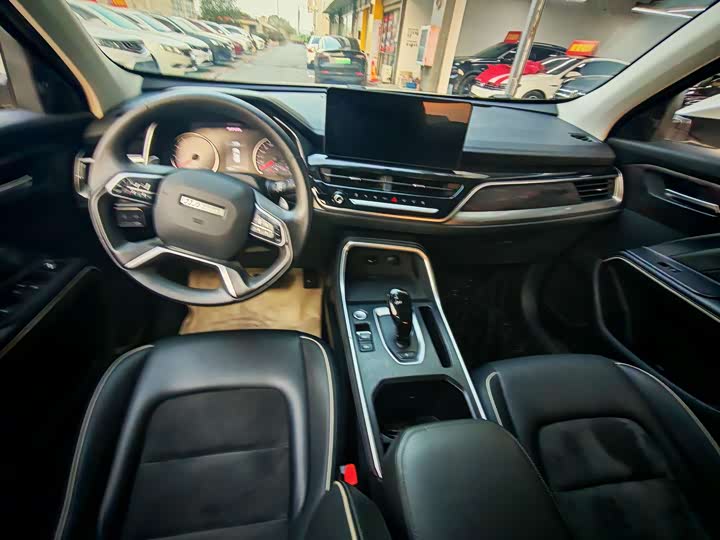 Фото 8 - Haval H6