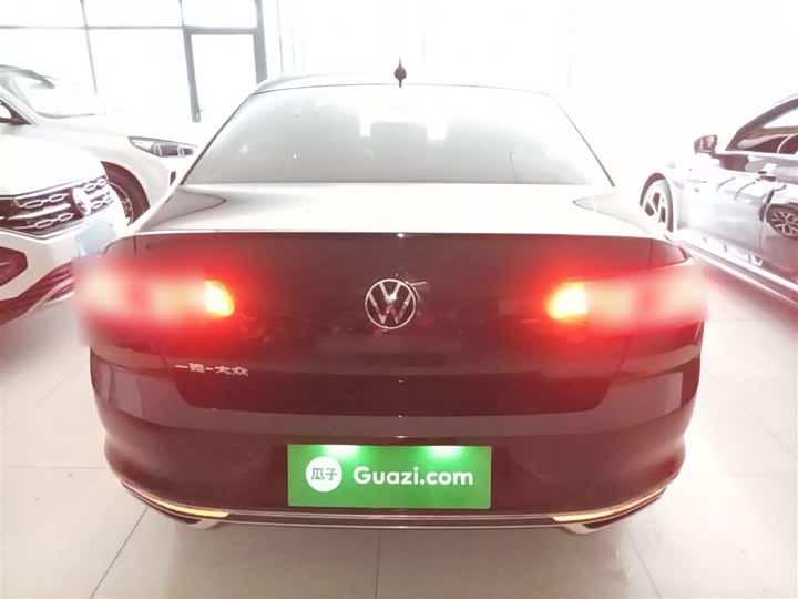 Фото 6 - Volkswagen Magotan