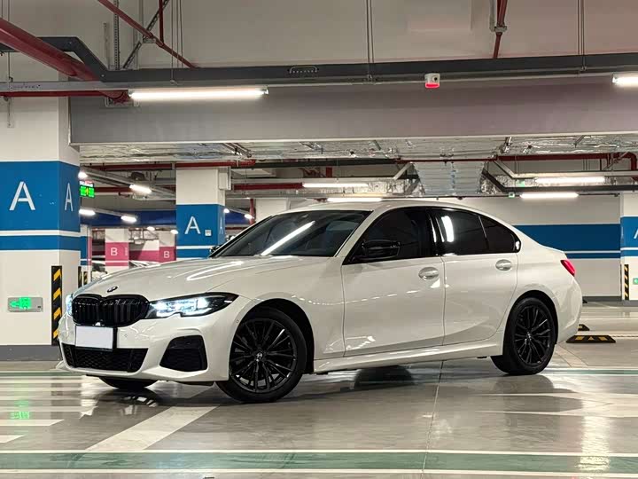 Фото 1 - BMW 3 Series