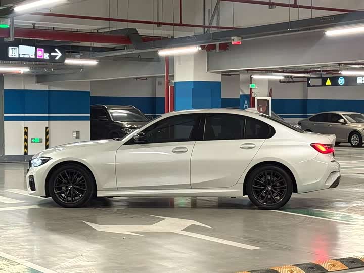 Фото 3 - BMW 3 Series