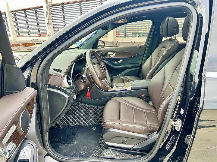 Фото 4 - Mercedes-Benz GLC-Class