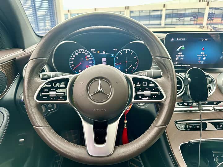 Фото 5 - Mercedes-Benz GLC-Class