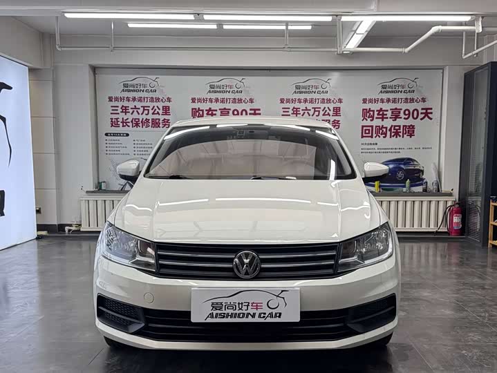 Фото 2 - Volkswagen Santana