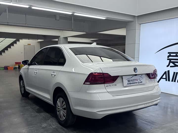 Фото 5 - Volkswagen Santana