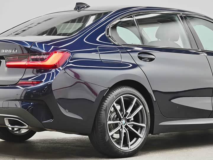 Фото 7 - BMW 3 Series