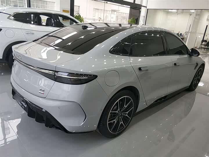 Фото 7 - BYD Seal