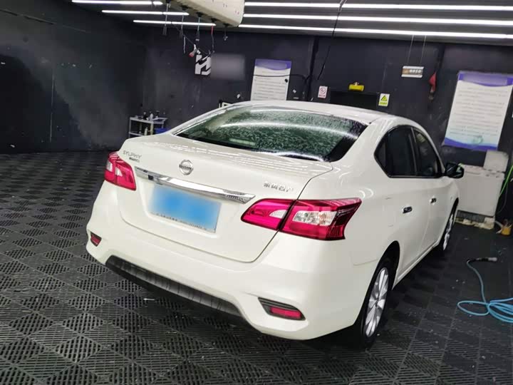 Фото 7 - Nissan Sylphy