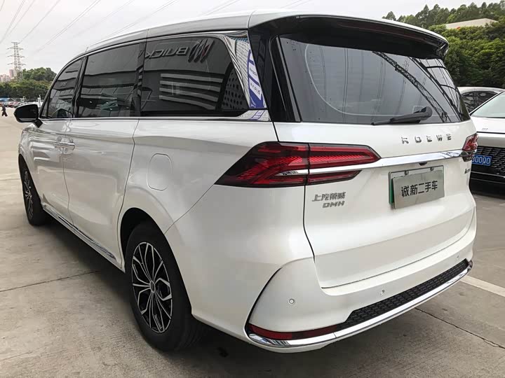 Фото 4 - Roewe iMax 8 EV