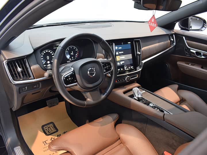 Фото 4 - Volvo S90