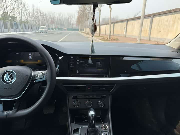 Фото 7 - Volkswagen Lavida