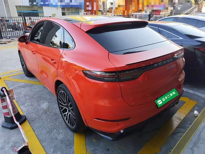 Фото 5 - Porsche Cayenne