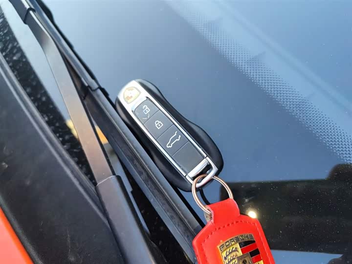 Фото 9 - Porsche Cayenne