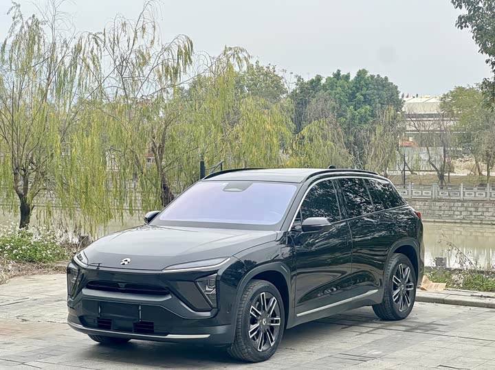 Фото 1 - Nio ES6
