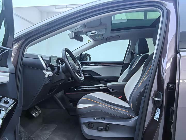 Фото 4 - Volkswagen ID.6 Crozz