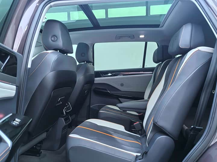 Фото 5 - Volkswagen ID.6 Crozz