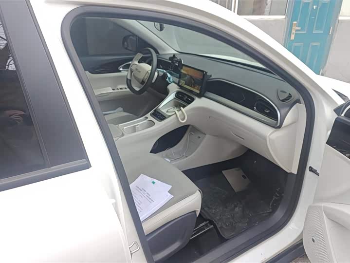 Фото 8 - Geely Galaxy Geome