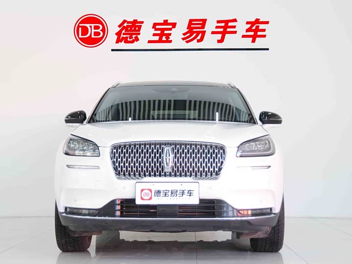 Фото 4 - Lincoln Corsair