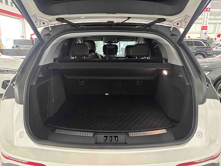 Фото 7 - Lincoln Corsair