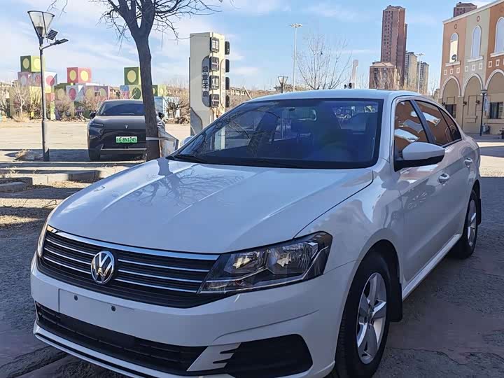 Фото 1 - Volkswagen Lavida