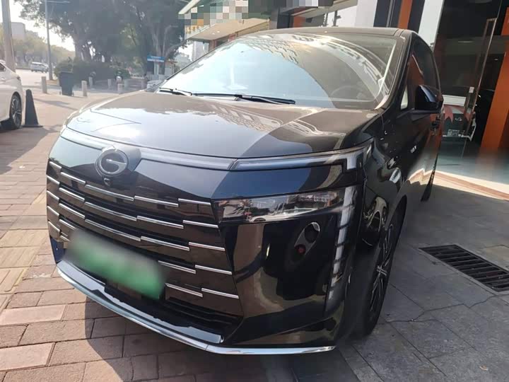 Фото 1 - GAC Trumpchi E8