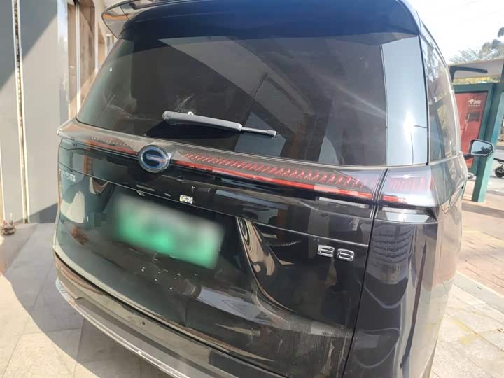 Фото 7 - GAC Trumpchi E8