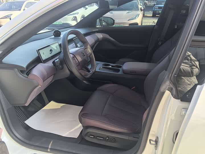 Фото 6 - Nio ET5