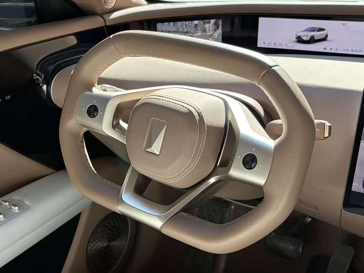 Фото 9 - Avatr 07