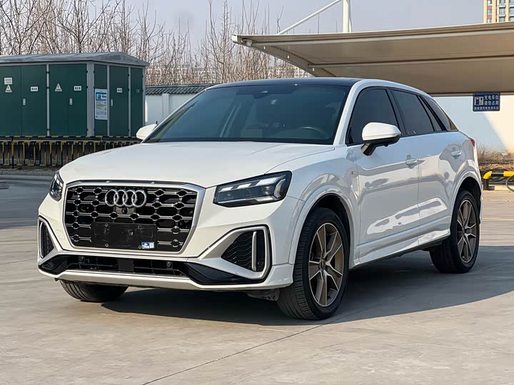 Фото 1 - Audi Q2L