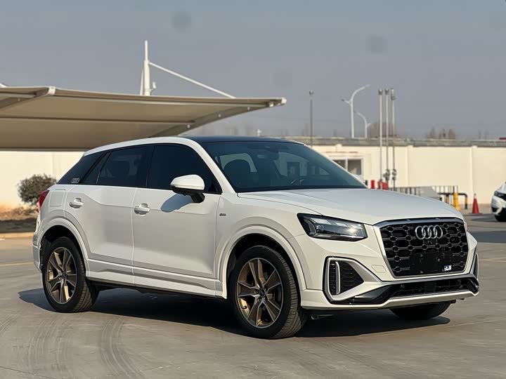 Фото 3 - Audi Q2L