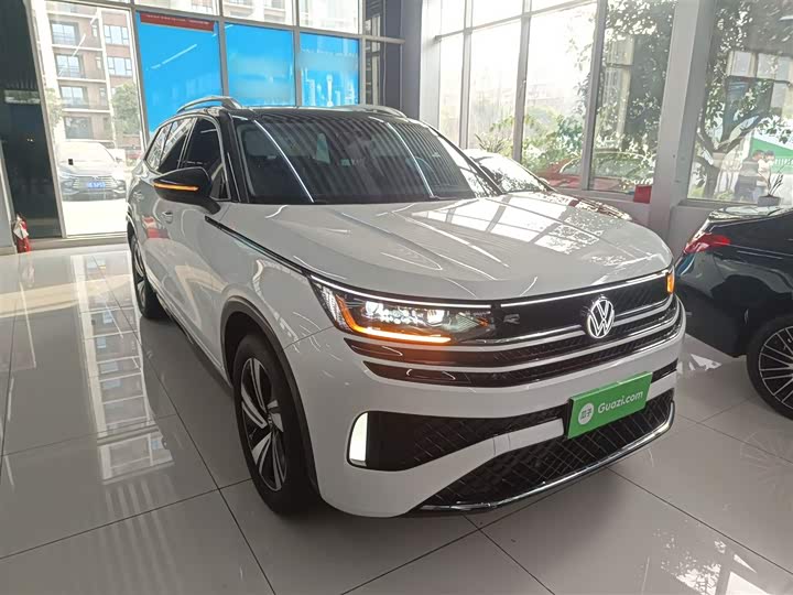 Фото 4 - Volkswagen Tavendor