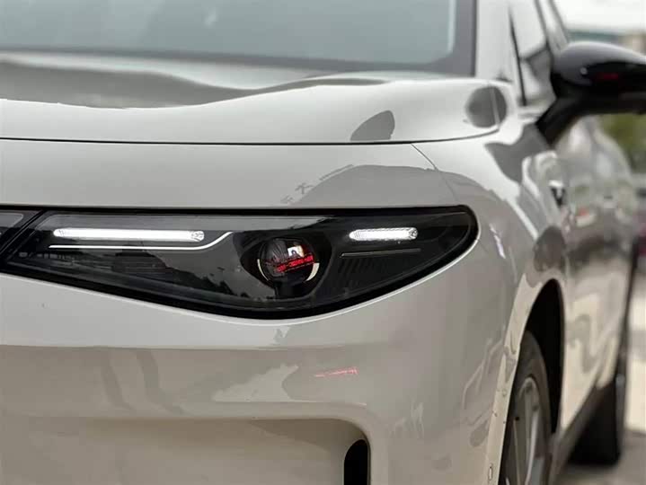 Фото 7 - Leapmotor C10