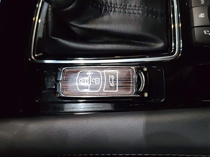 Фото 9 - Mazda Atenza