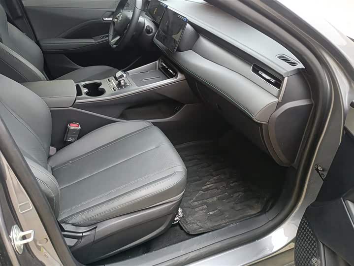 Фото 8 - BYD Qin Plus