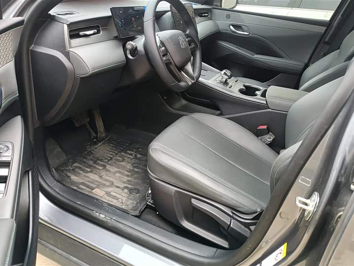 Фото 9 - BYD Qin Plus