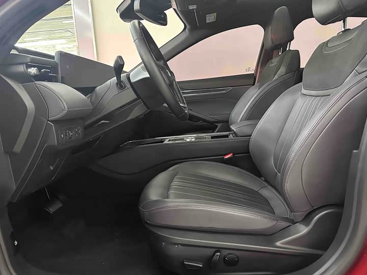 Фото 8 - Ford Mondeo