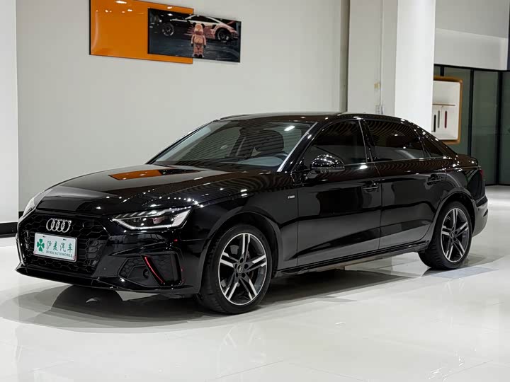 Фото 1 - Audi A4L