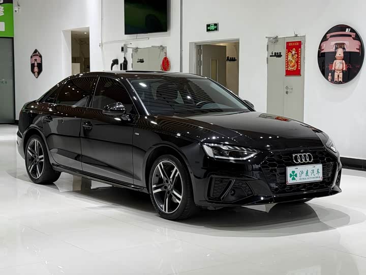 Фото 3 - Audi A4L